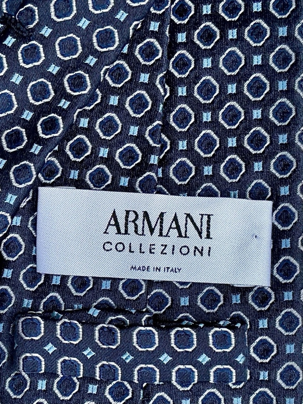 Armani Collezioni navy with blue motifs all silk tie made in Italy 🇮🇹NWOT